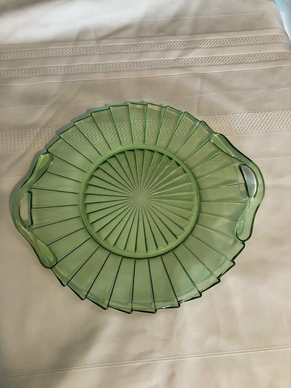 Jeannette Sierra Pinwheel Depression Glass Green Serving Tray With Handles