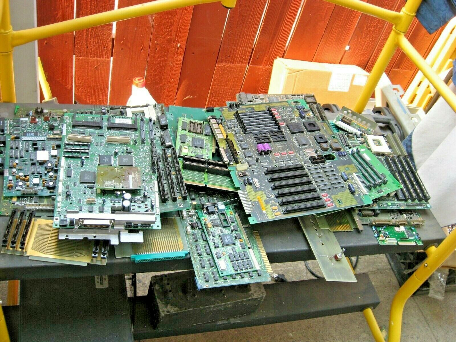 33 Lbs Of High Yield Vtg Computer Boards - Scrap Gold/silver - 1970's To 90's