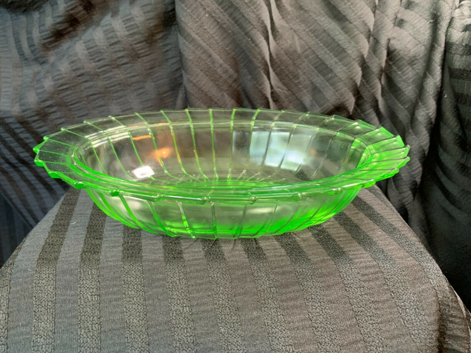 "1930's Jeanette Sierra Pinwheel Green Depression Glass Oval Vegetable Bowl
